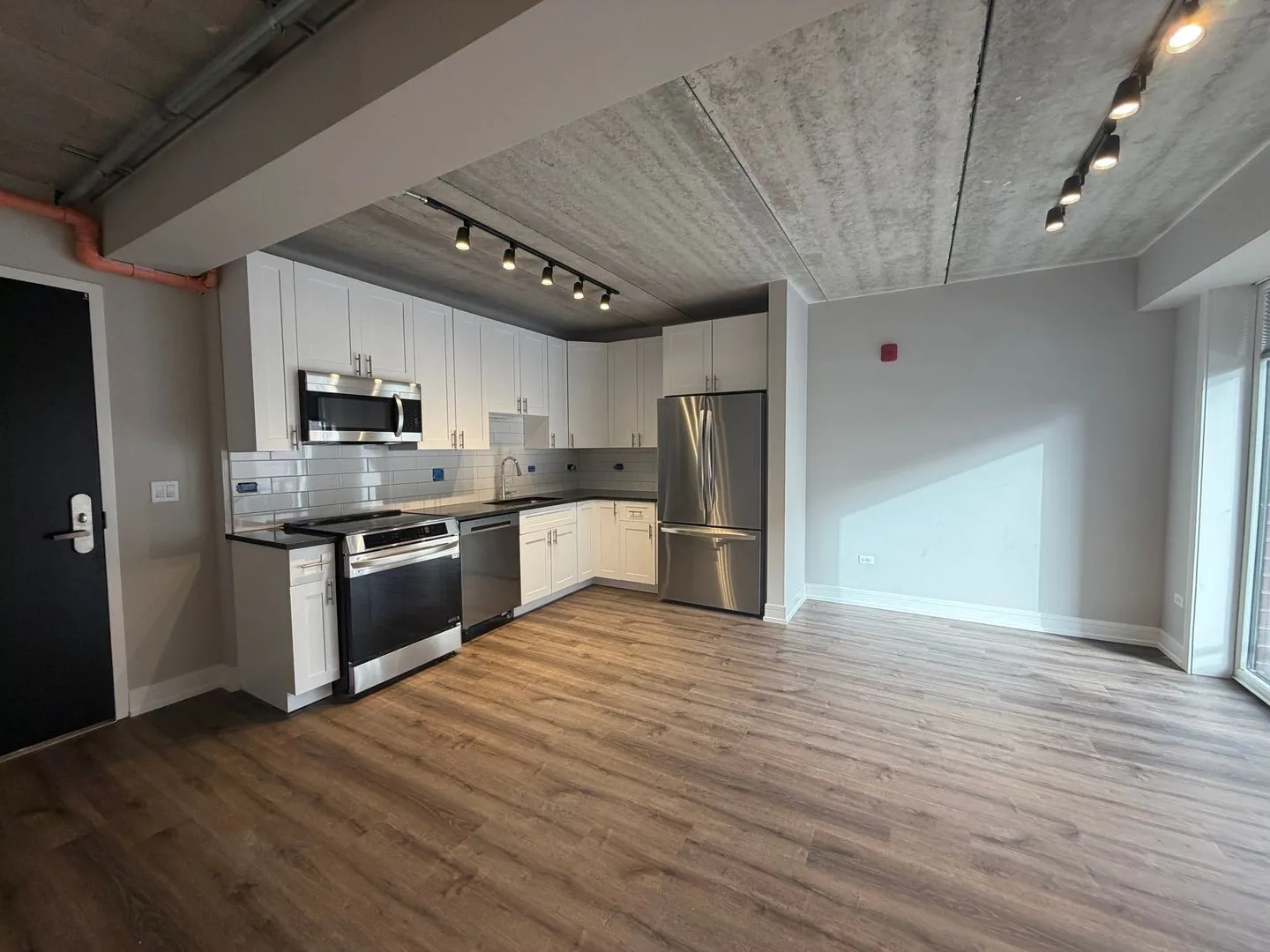 952 W Carmen Ave, , 60640, USA 60640-unit#952-211-Chicago-IL