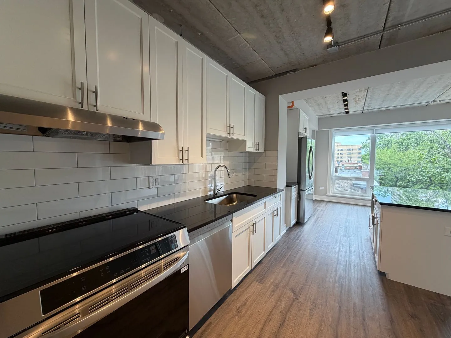 952 W Carmen Ave, , 60640, USA 60640-unit#510-Chicago-IL