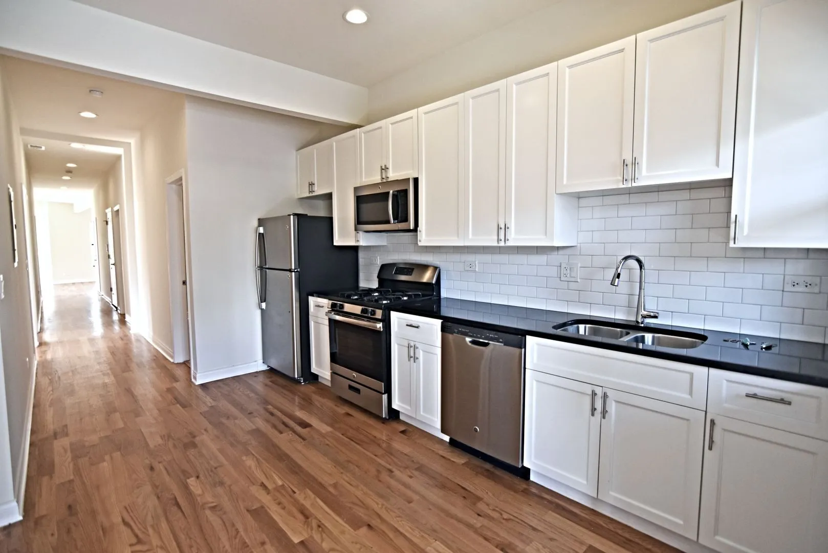 732 W Grace St, , 60613, USA 60613-unit#3E-Chicago-IL