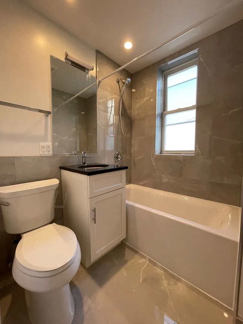3230 N Clark St, , 60657, USA 60657-unit#3238-2R-Chicago-IL