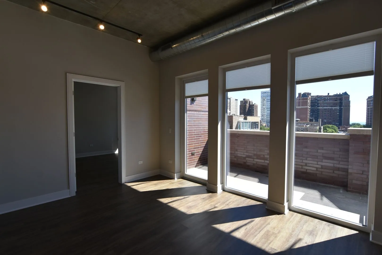 N Broadway, , , USA IL-unit#3833-517-Chicago-IL