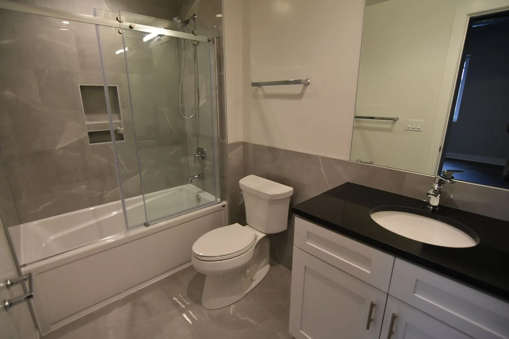 N Broadway, , , USA IL-unit#3833-311-Chicago-IL