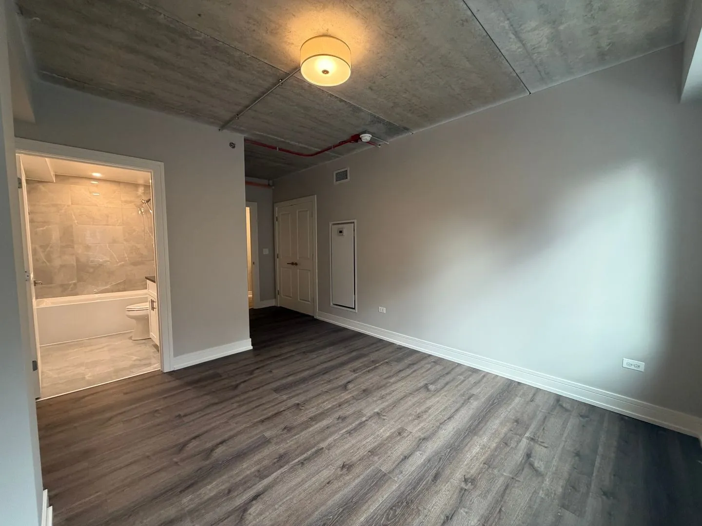 952 W Carmen Ave, ,  60640, USA 60640-unit#952-210-Chicago-IL