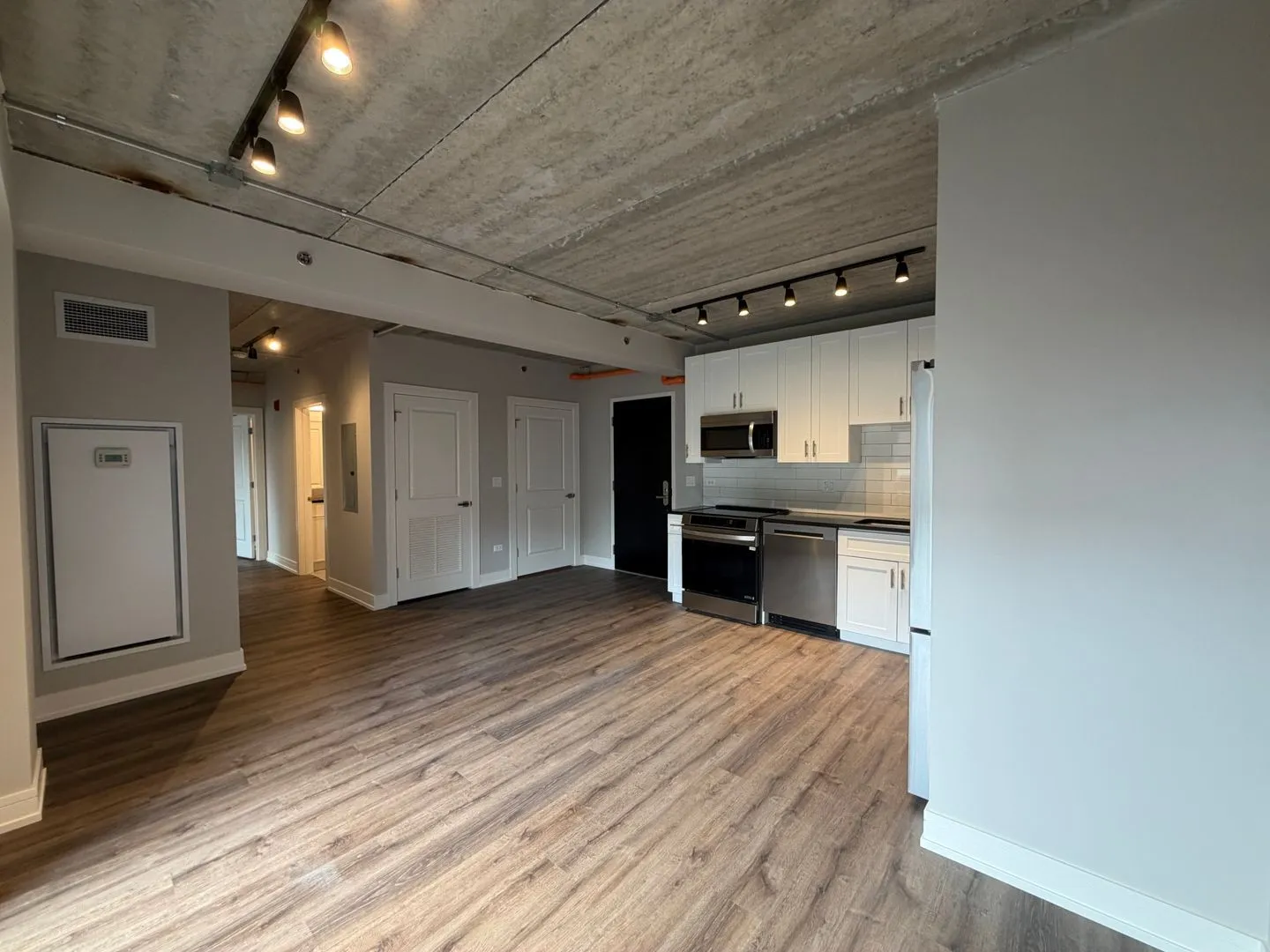 952 W Carmen Ave, , 60640, USA 60640-unit#511-Chicago-IL