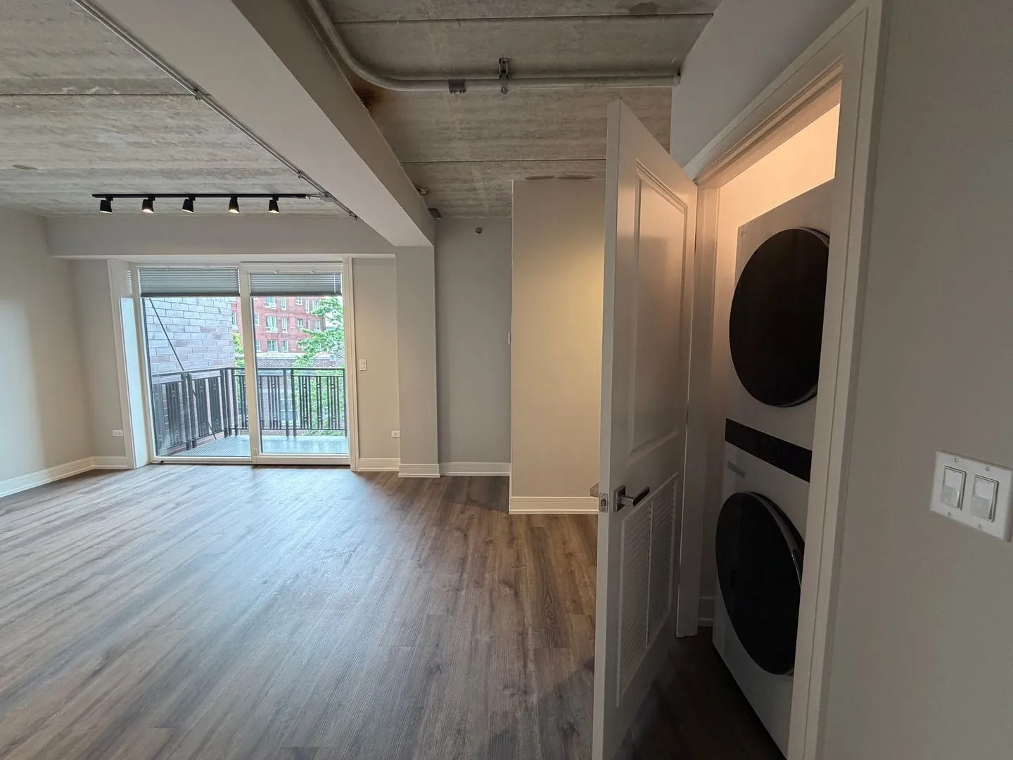 952 W Carmen Ave, , 60640, USA 60640-unit#511-Chicago-IL