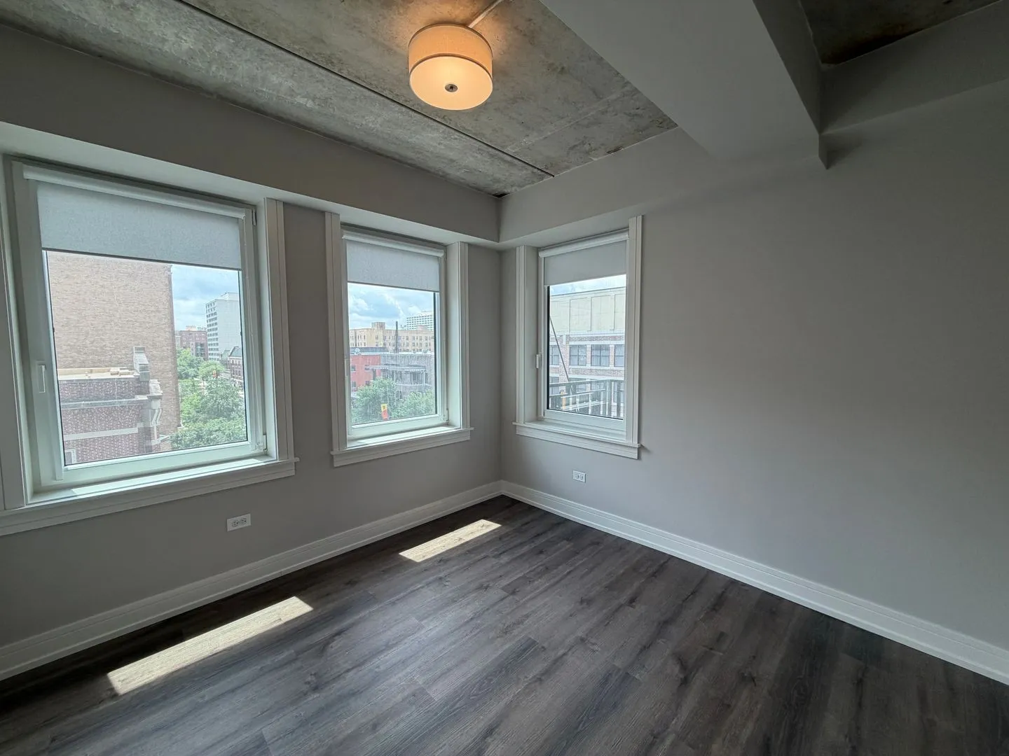 952 W Carmen Ave, , 60640, USA 60640-unit#305-Chicago-IL