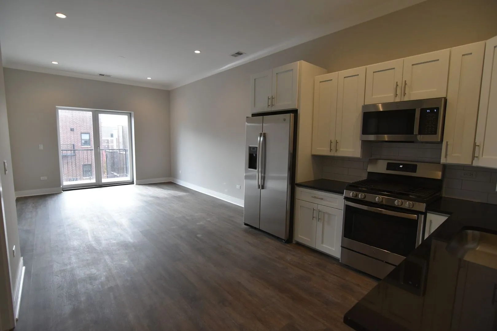 927 W Irving Park Rd, ,  60613, USA 60613-unit#927-503-Chicago-IL