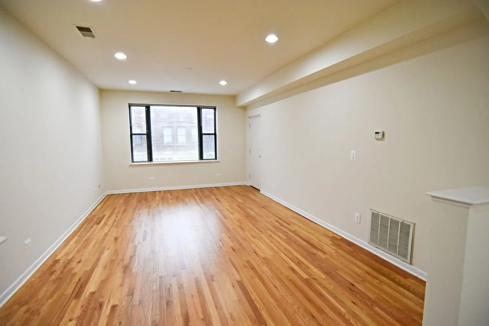 912 W Belmont Ave, , 60657, USA 60657-unit#912-2-Chicago-IL