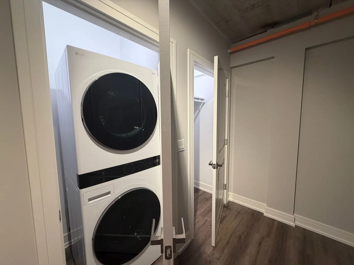 952 W Carmen Ave, ,  60640, USA 60640-unit#952-202-Chicago-IL