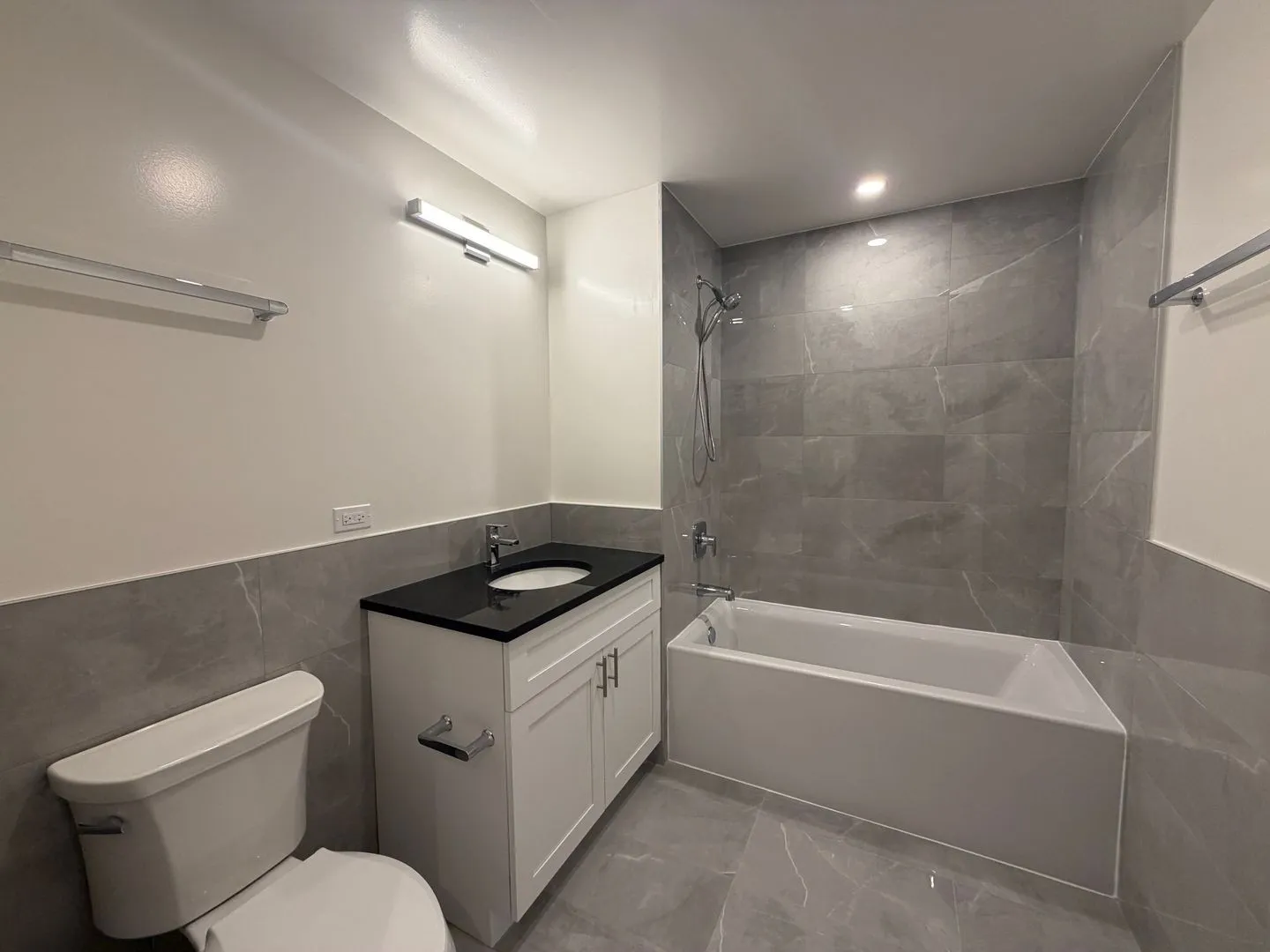 952 W Carmen Ave, , 60640, USA 60640-unit#952-309-Chicago-IL