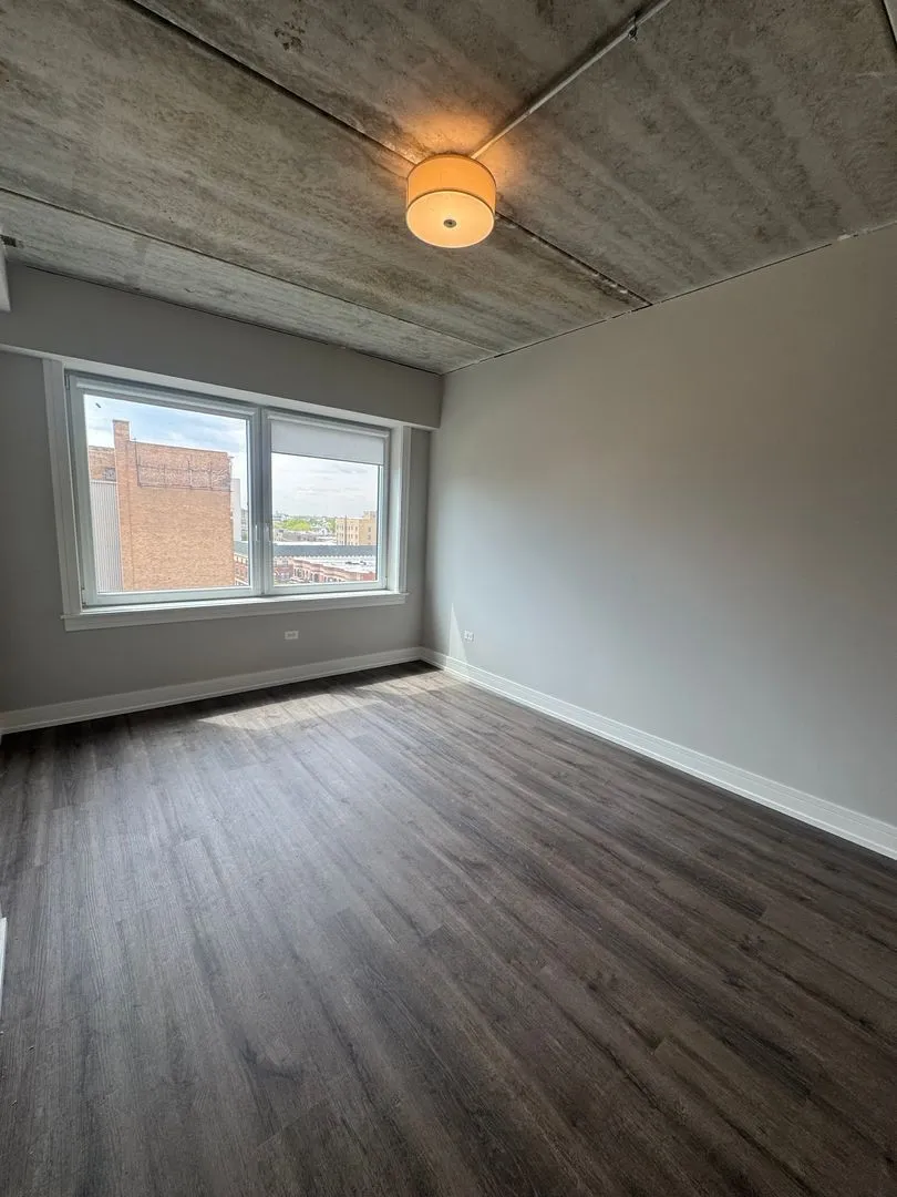 952 W Carmen Ave, ,  60640, USA 60640-unit#952-811-Chicago-IL