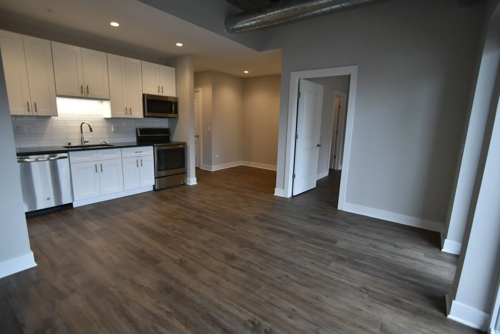 N Broadway, , , USA IL-unit#3833-619-Chicago-IL