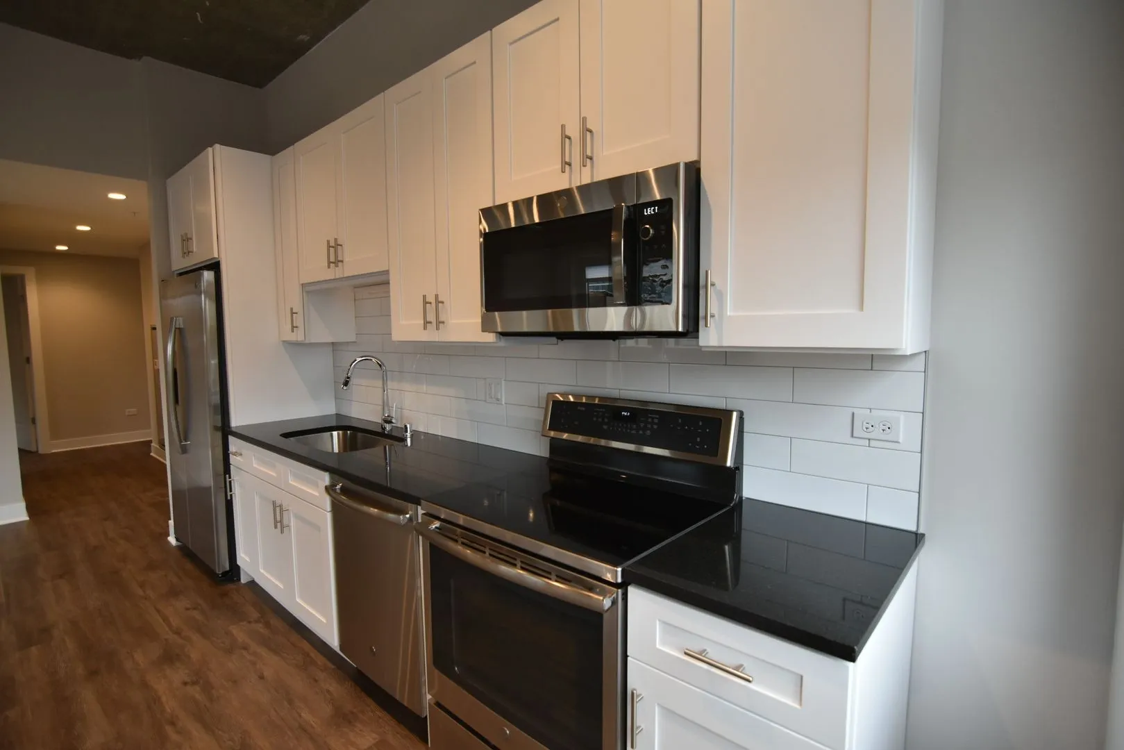 N Broadway, , , USA IL-unit#3833-311-Chicago-IL