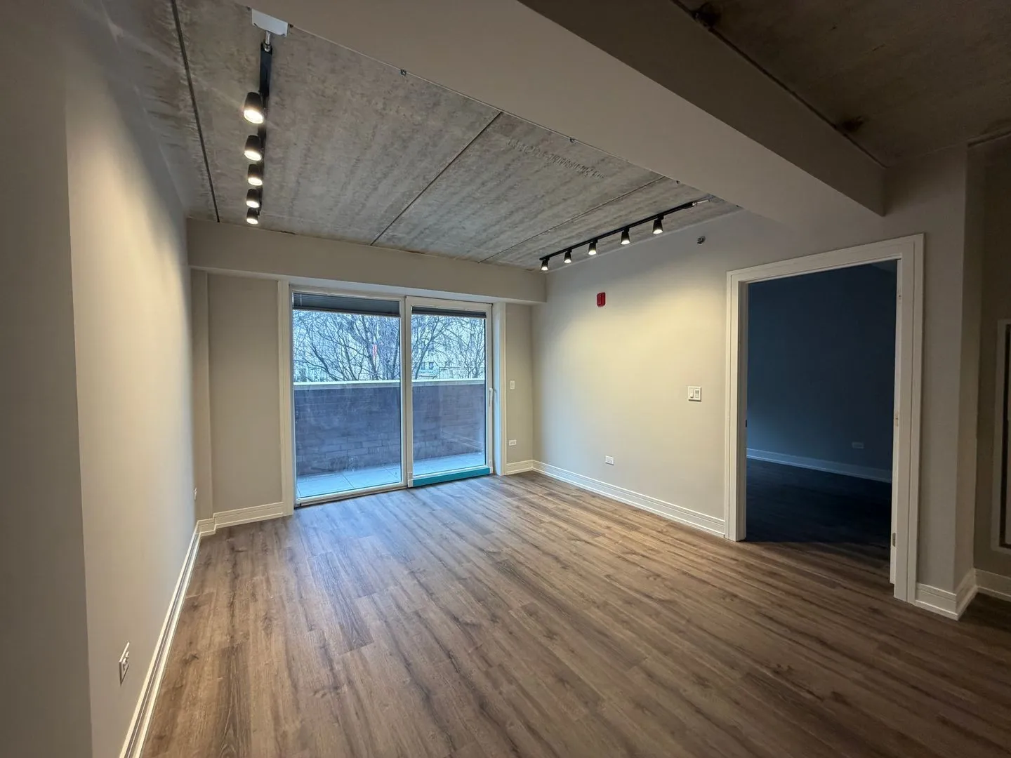 952 W Carmen Ave, ,  60640, USA 60640-unit#952-303-Chicago-IL