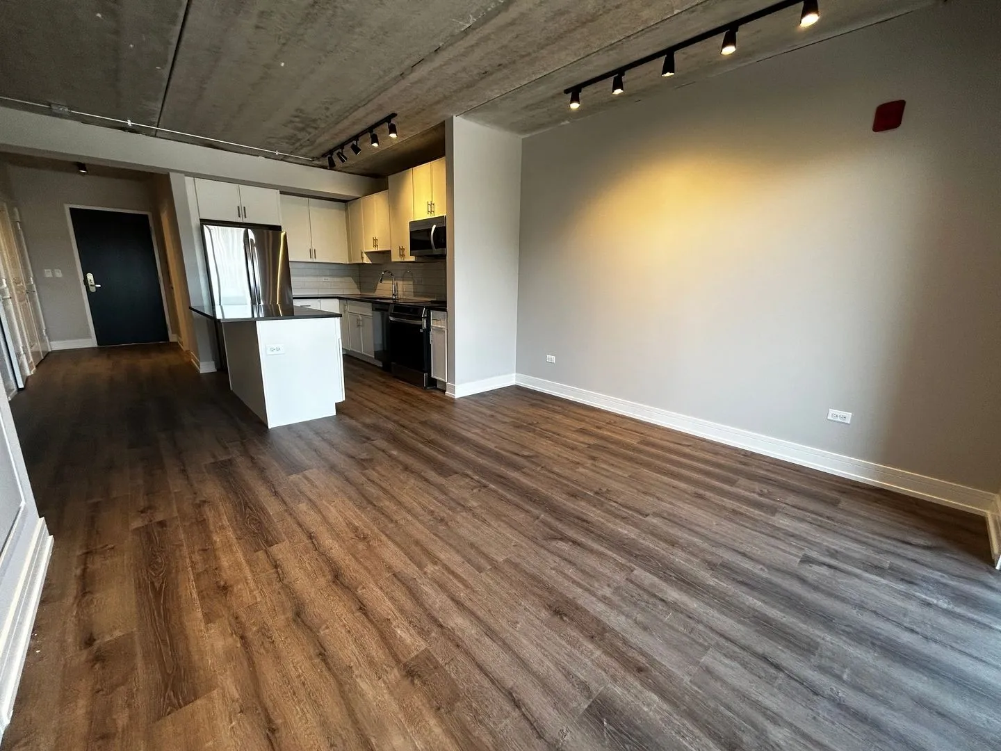 952 W Carmen Ave, ,  60640, USA 60640-unit#709-Chicago-IL