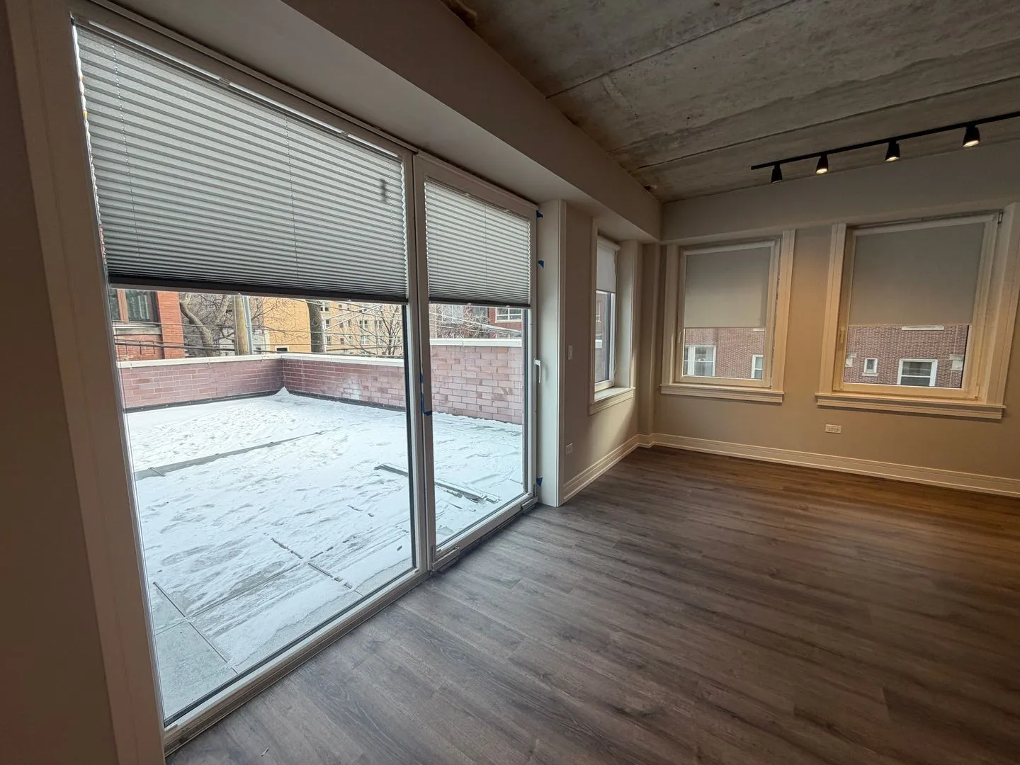 952 W Carmen Ave, ,  60640, USA 60640-unit#952-210-Chicago-IL