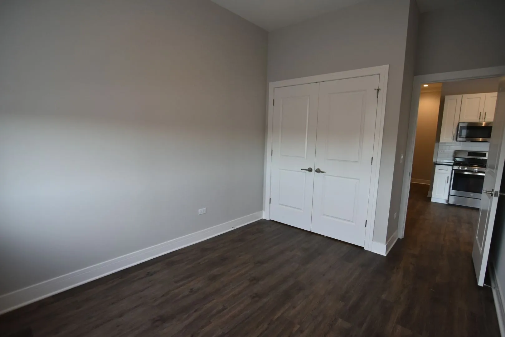 927 W Irving Park Rd, ,  60613, USA 60613-unit#927-205-Chicago-IL