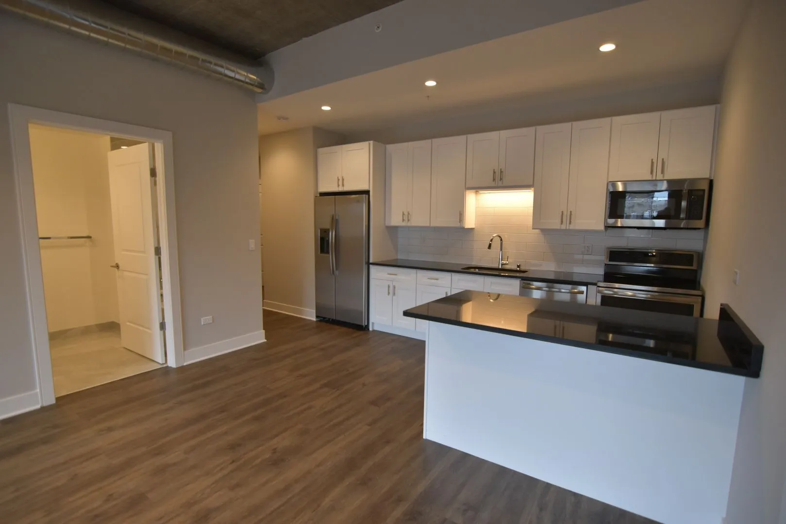 N Broadway, , , USA IL-unit#3833-315-Chicago-IL