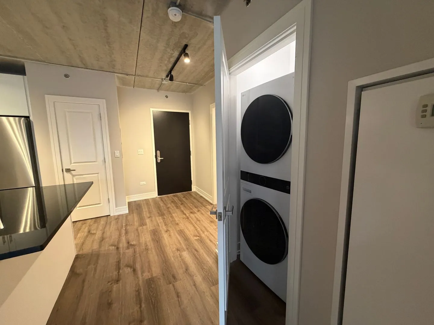 952 W Carmen Ave, , 60640, USA 60640-unit#952-304-Chicago-IL