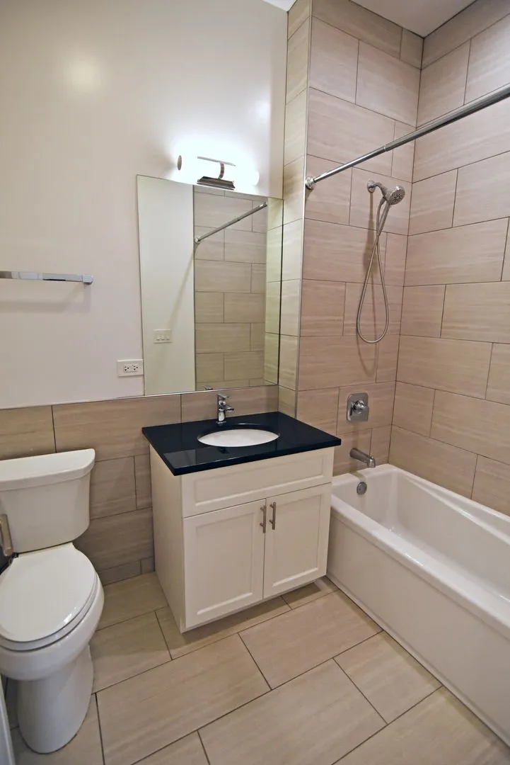 732 W Grace St, , 60613, USA 60613-unit#3E-Chicago-IL
