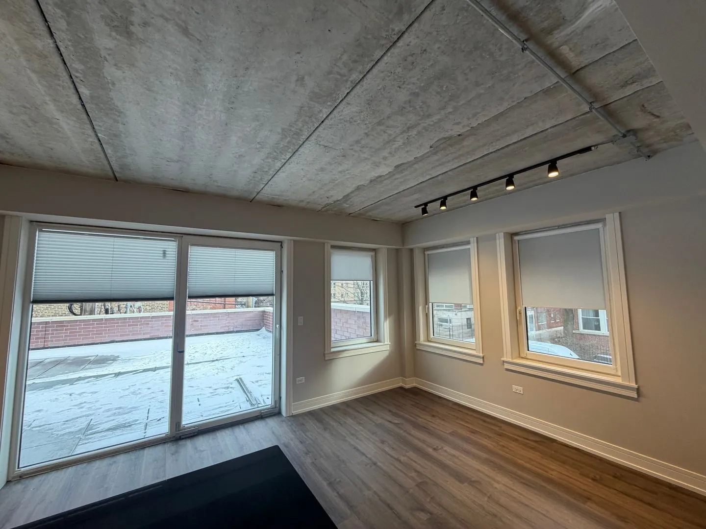 952 W Carmen Ave, ,  60640, USA 60640-unit#952-210-Chicago-IL