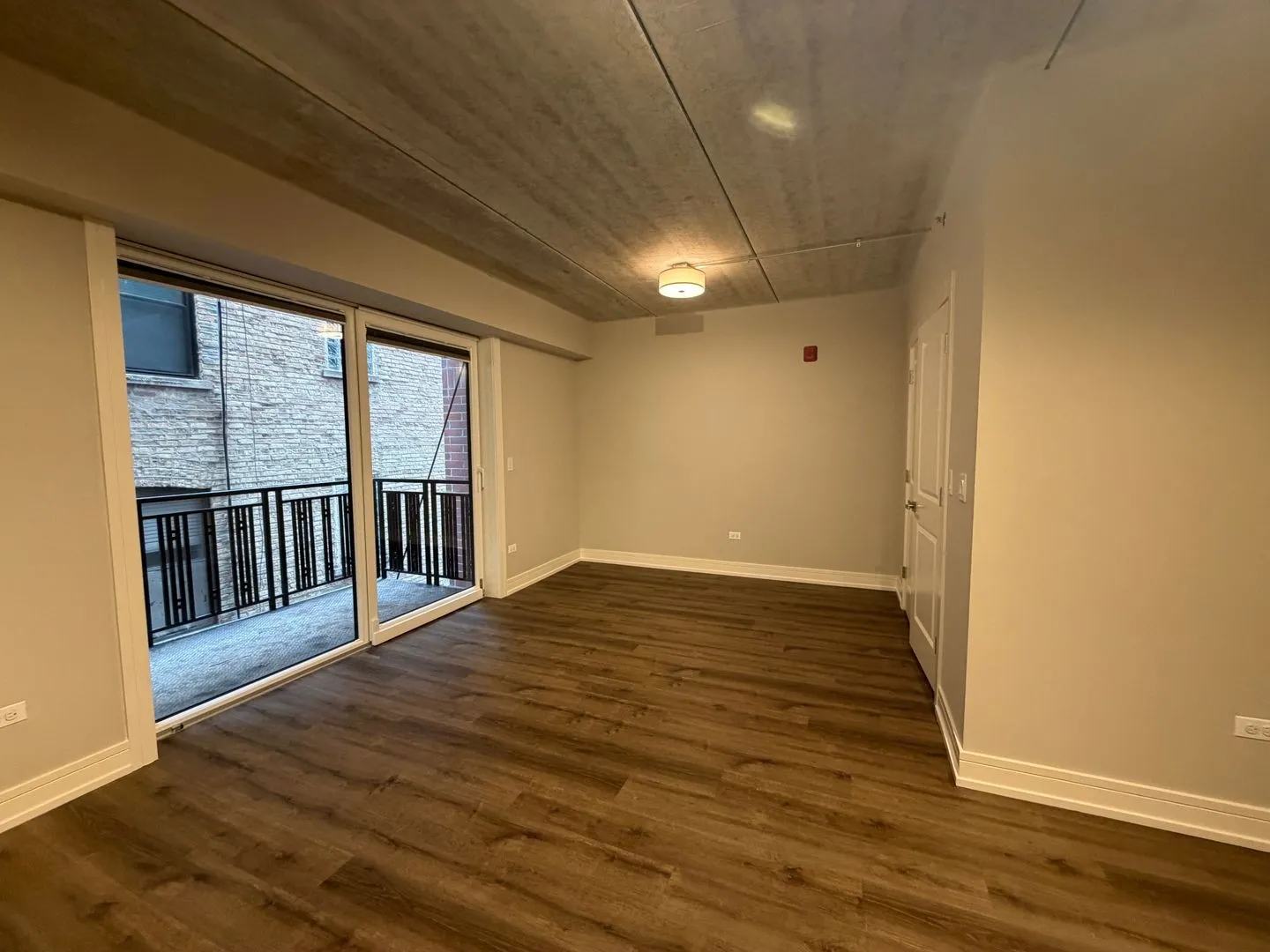 952 W Carmen Ave, ,  60640, USA 60640-unit#952-206-Chicago-IL