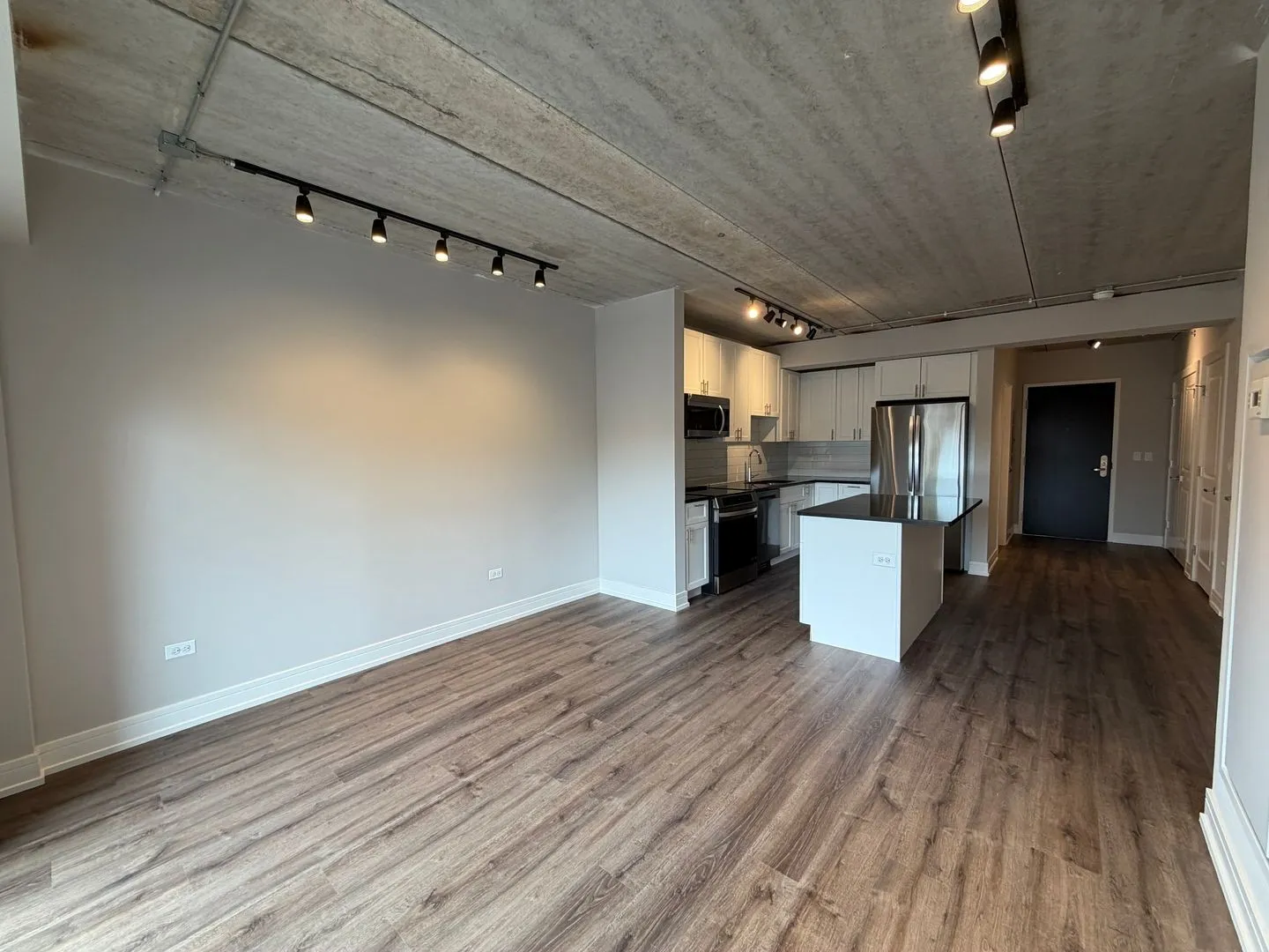 952 W Carmen Ave, ,  60640, USA 60640-unit#408-Chicago-IL