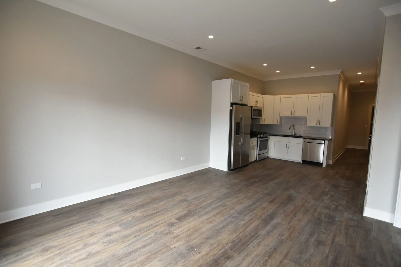 927 W Irving Park Rd, ,  60613, USA 60613-unit#927-503-Chicago-IL