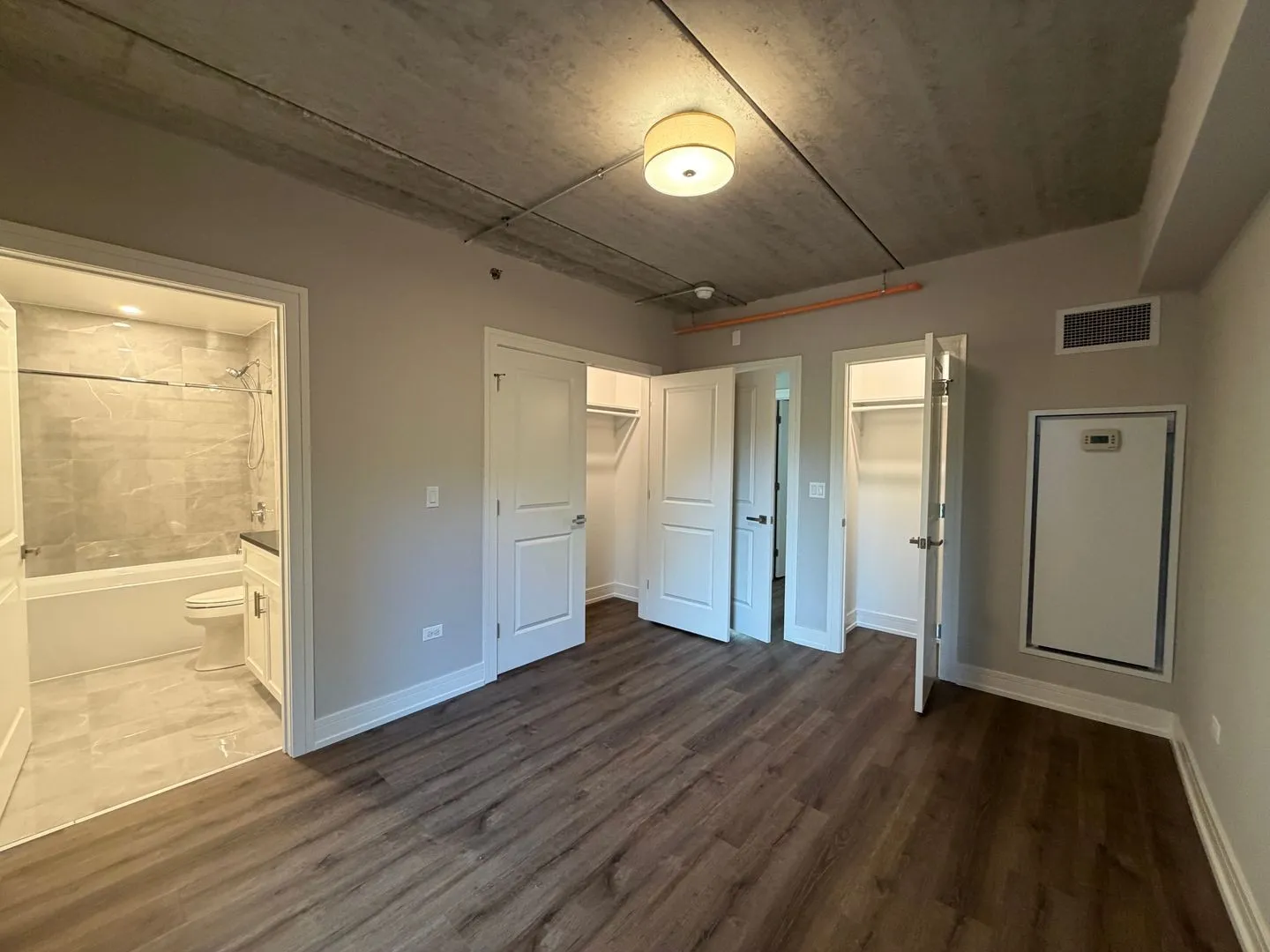 952 W Carmen Ave, ,  60640, USA 60640-unit#952-402-Chicago-IL