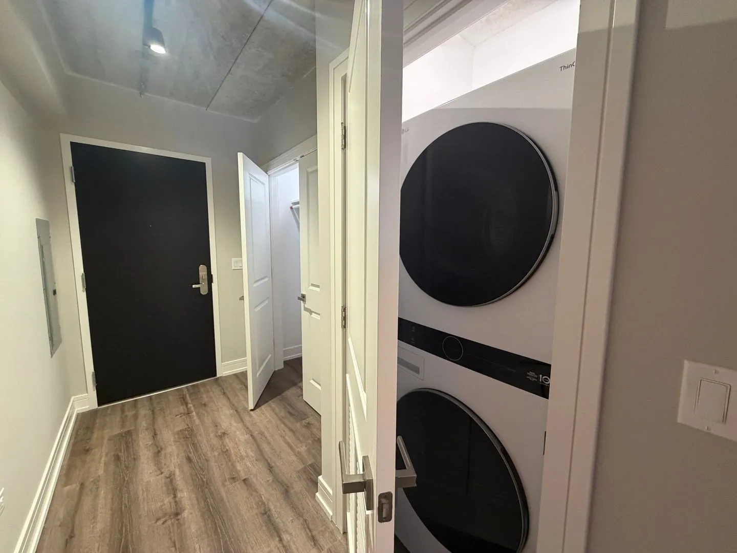 952 W Carmen Ave, ,  60640, USA 60640-unit#952-210-Chicago-IL