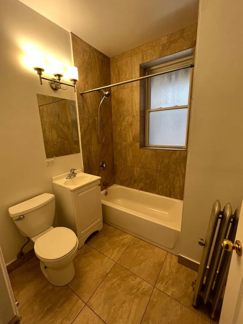 712 W Grace St, ,  60613, USA 60613-unit#GR 718-2N-Chicago-IL