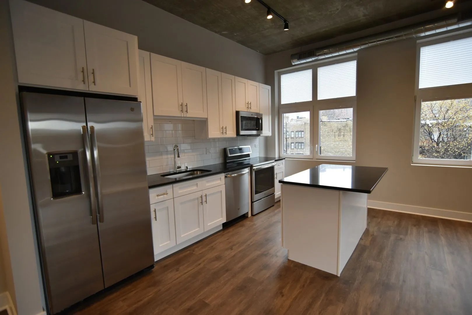 N Broadway, , , USA IL-unit#3833-311-Chicago-IL