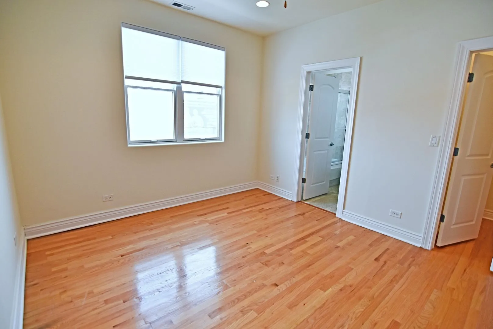 5140 N Clark St, , 60640, USA 60640-unit#4-Chicago-IL