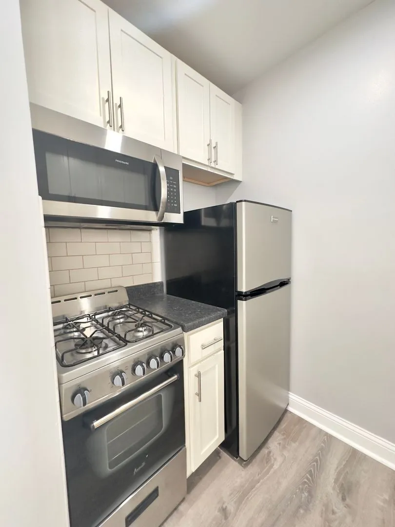 4241 N Kenmore Ave, ,  60613, USA 60613-unit#.G6-Chicago-IL