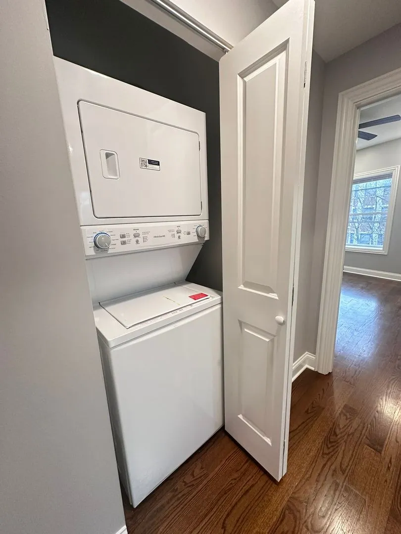 1157 W Lunt Ave, ,  60626, USA 60626-unit#2ND FLOOR-Chicago-IL