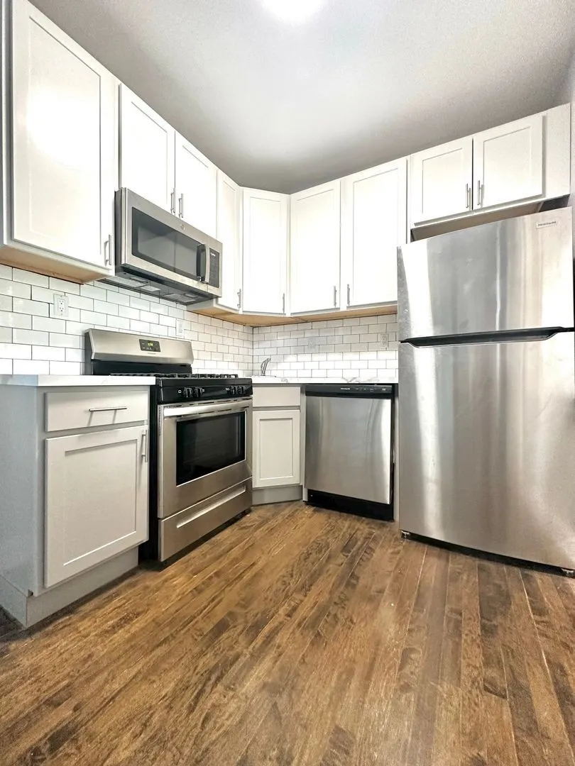 6259 N Lakewood Ave, ,  60660, USA 60660-unit#2ND FLOOR-Chicago-IL