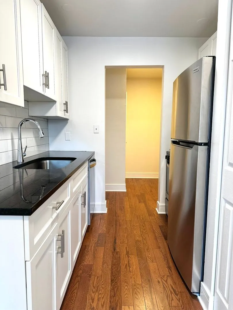 6954 N Sheridan Rd, ,  60626, USA 60626-unit#319-Chicago-IL