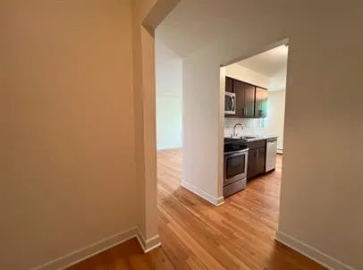 5958 N Kenmore Ave, , 60660, USA 60660-unit#306-Chicago-IL