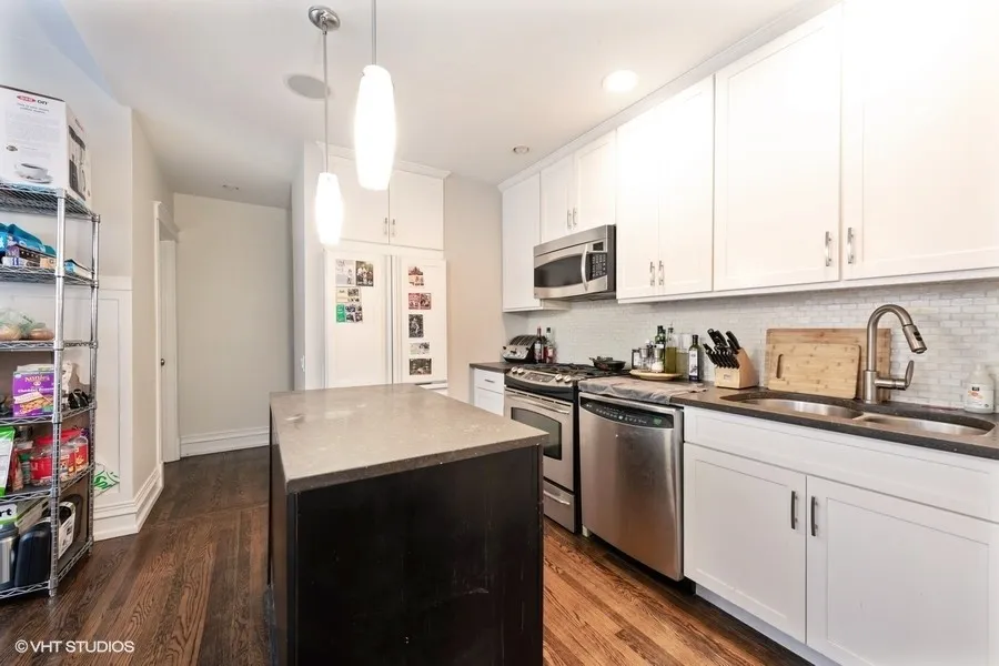 3647 N Wilton Ave, ,  60613, USA 60613-unit#2-Chicago-IL