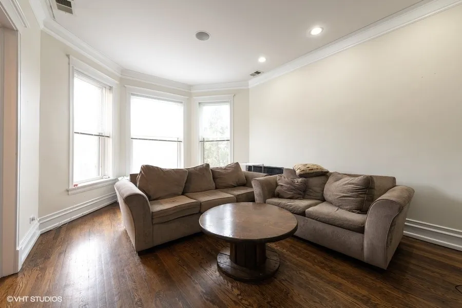 3647 N Wilton Ave, ,  60613, USA 60613-unit#2-Chicago-IL