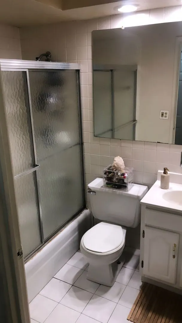 421 W Barry Ave, ,  60657, USA 60657-unit#401-Chicago-IL
