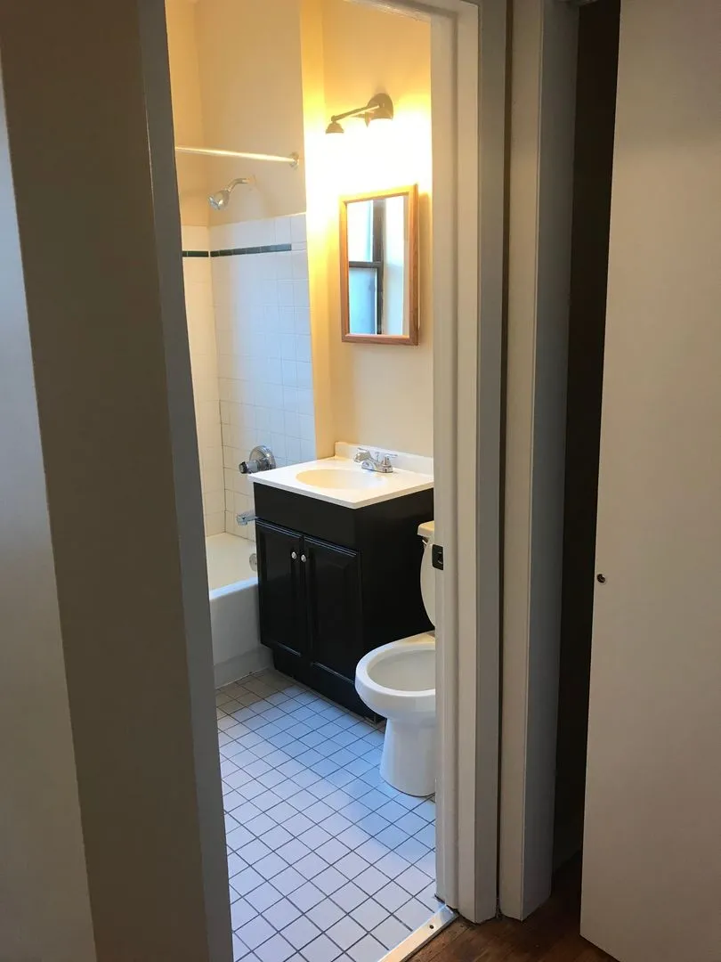 7724 N Marshfield Ave, ,  60626, USA 60626-unit#3C-Chicago-IL