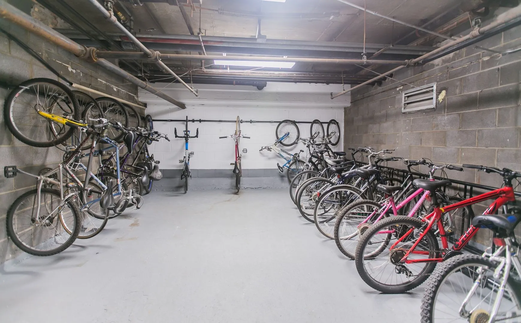 525 W Deming Pl, , 60614, USA 60614-unit#420-Chicago-IL