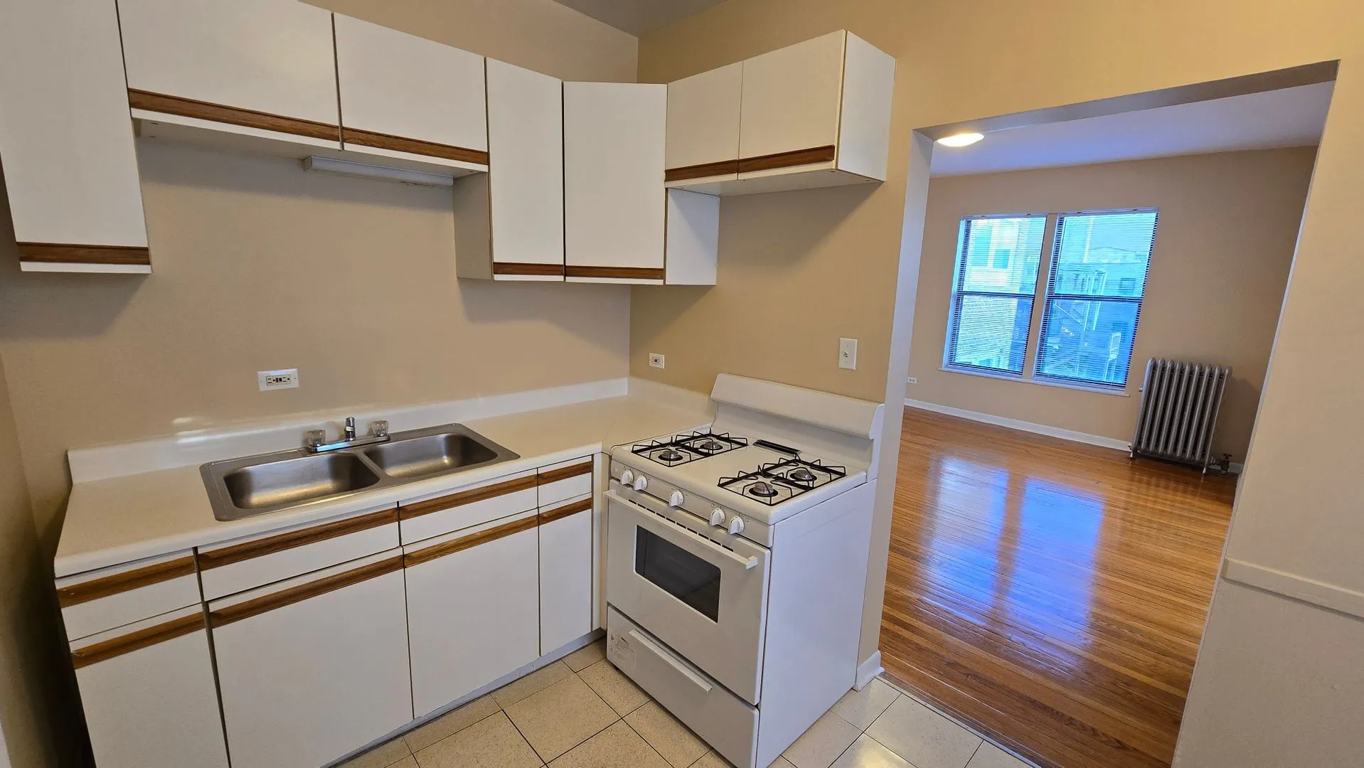 7724 N Marshfield Ave, ,  60626, USA 60626-unit#3B-Chicago-IL