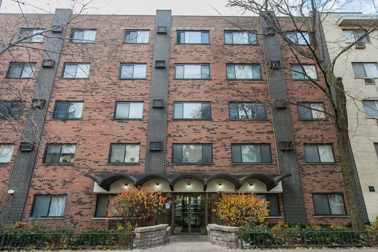 421 W Barry Ave, ,  60657, USA 60657-unit#401-Chicago-IL