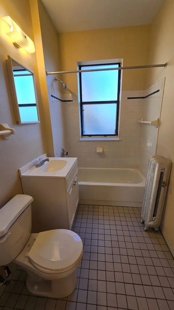 7724 N Marshfield Ave, ,  60626, USA 60626-unit#3B-Chicago-IL