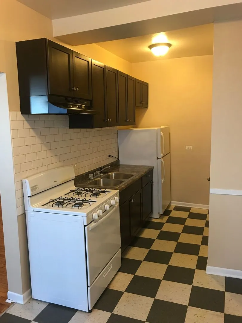7724 N Marshfield Ave, ,  60626, USA 60626-unit#3C-Chicago-IL