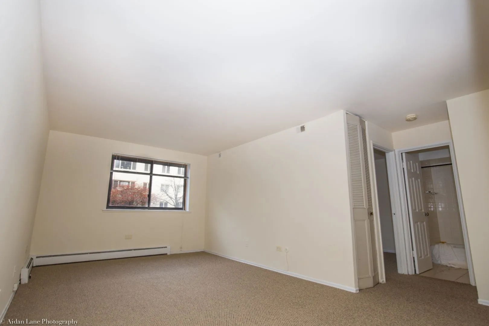 421 W Barry Ave, , 60657, USA 60657-unit#405-Chicago-IL