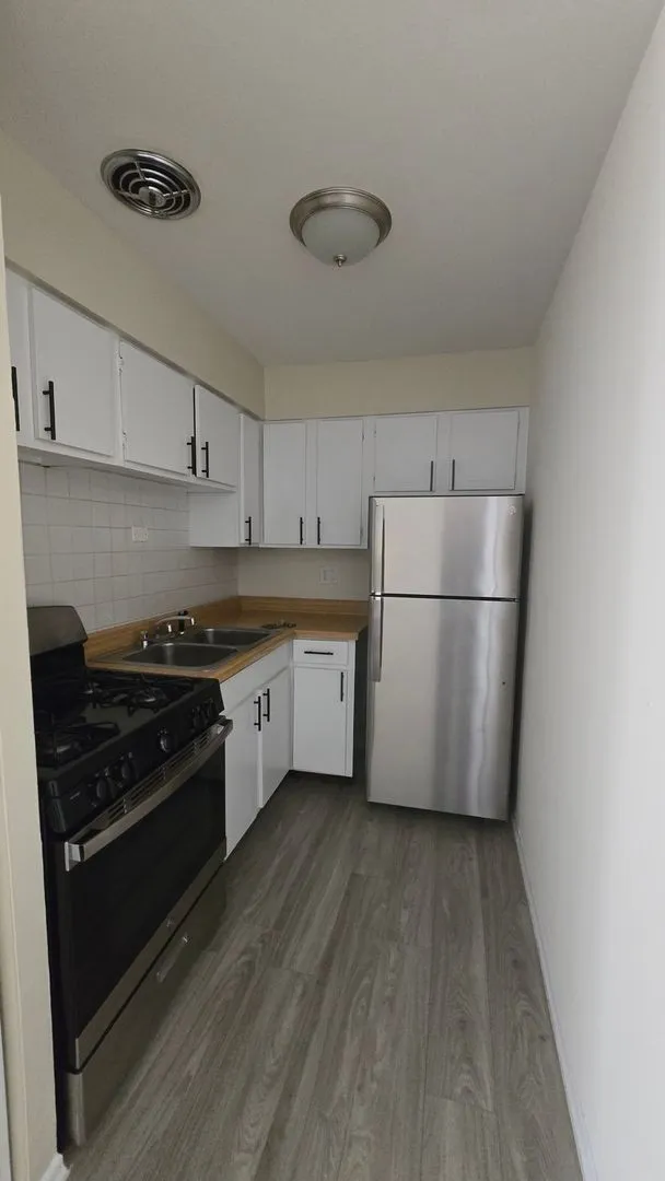 525 W Deming Pl, , 60614, USA 60614-unit#420-Chicago-IL