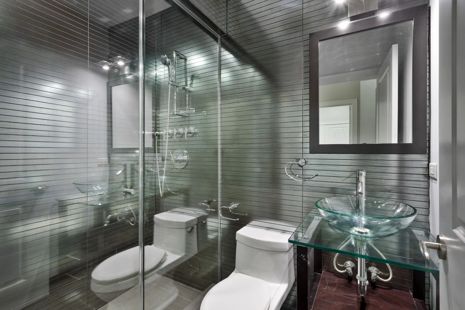 1412 W Morse Ave, , 60626, USA 60626-unit#3B-Chicago-IL